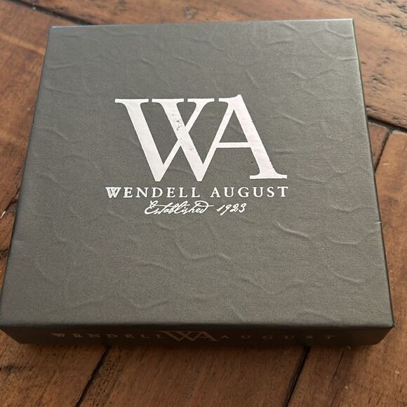 Wendell‎ August nativity scene hammered aluminum trinket - Picture 4 of 5